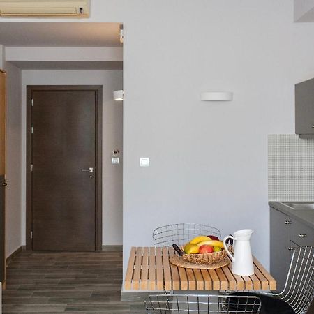 Rigas City Apartments Chrissi Akti Chania Exterior foto