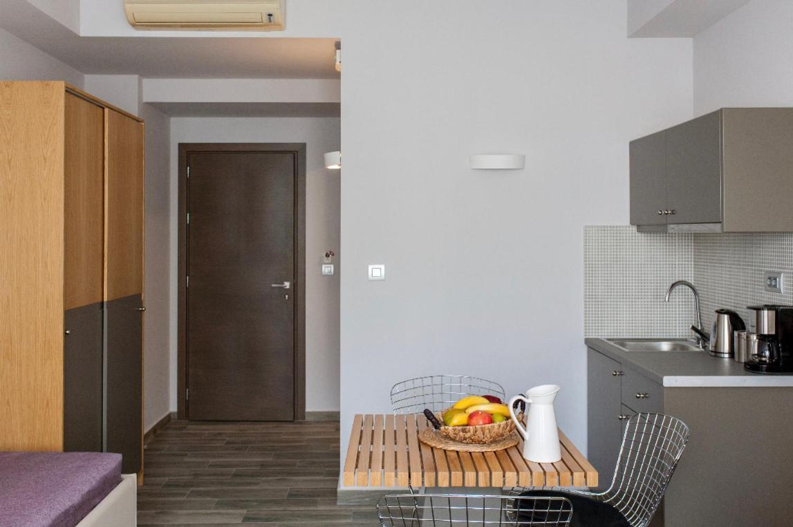 Rigas City Apartments Chrissi Akti Chania Exterior foto